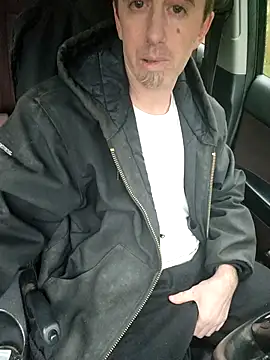 Snapshot of drummer9 chatting on October 31, 11:28 pm drummer9 online show from October 31, 11:28 pm