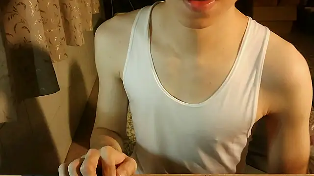 KYU890428 online show from February 15, 5:09 pm