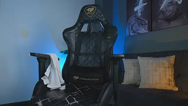 kevin montoya online show from November 8, 2:50 pm