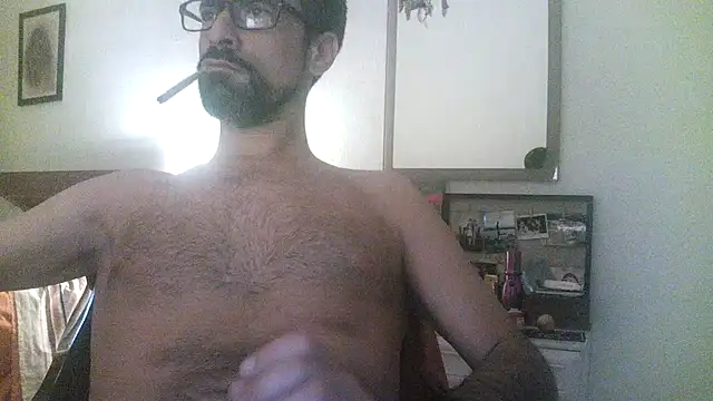 Snapshot of Patrickhound chatting on September 13, 9:47 pm Patrickhound online show from September 13, 9:47 pm