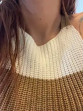 Snapshot of Samantha_bigboobs chatting on February 21, 8:05 pm Samantha bigboobs online show from February 21, 8:05 pm