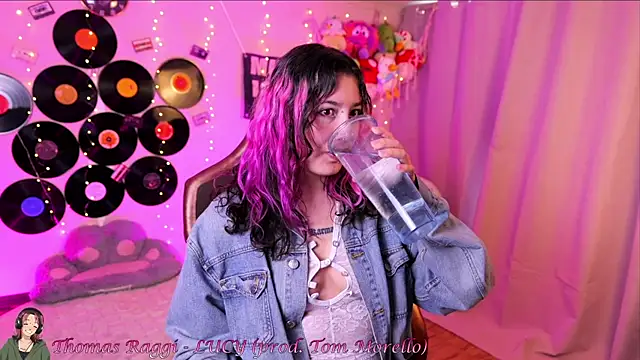  zephyr  online show from June 25, 7:40 pm