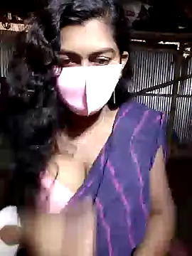 Snapshot of YERY_HOT chatting on January 27, 6:41 am YERY HOT online show from January 27, 6:41 am