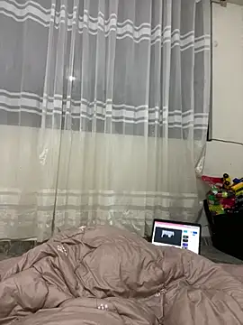 Snapshot of Jowi___ chatting on March 20, 3:45 am Jowi online show from March 20, 3:45 am
