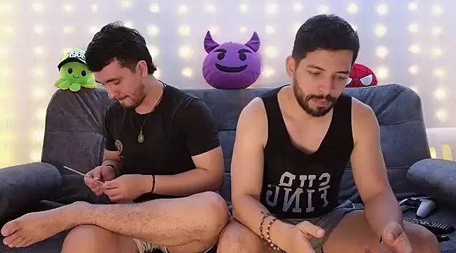 Snapshot of ErickBrant chatting on January 30, 12:29 am ErickBrant online show from January 30, 12:29 am