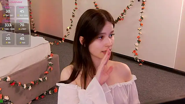 Rina Red online show from March 22, 1:42 am