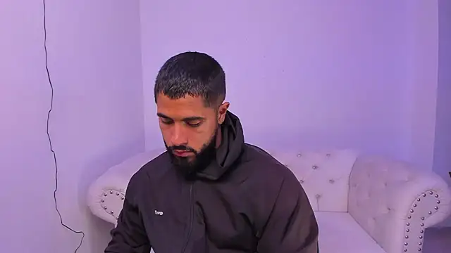 Santiago huntt online show from December 27, 2:58 am