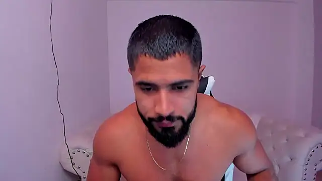 Santiago huntt online show from February 17, 12:27 pm