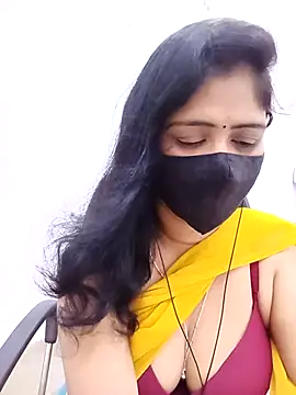 Snapshot of Lucky-Deepthi chatting on May 2, 11:54 pm Lucky-Deepthi online show from May 2, 11:54 pm