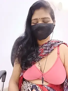 Snapshot of Lucky-Deepthi chatting on May 19, 11:55 pm Lucky-Deepthi online show from May 19, 11:55 pm
