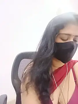Snapshot of Lucky-Deepthi chatting on May 21, 11:23 pm Lucky-Deepthi online show from May 21, 11:23 pm