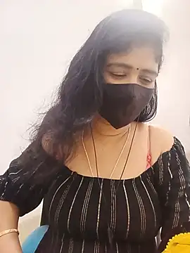 Snapshot of Lucky-Deepthi chatting on June 13, 2:20 am Lucky-Deepthi online show from June 13, 2:20 am