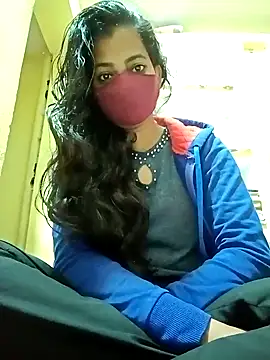 Snapshot of Pooja_cut chatting on February 1, 12:18 am Pooja cut online show from February 1, 12:18 am