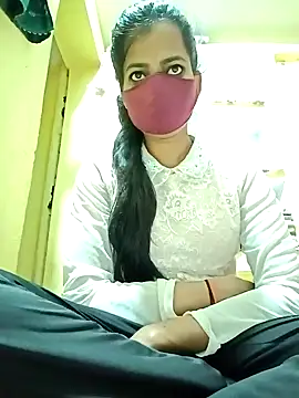 Snapshot of Pooja_cut chatting on February 2, 1:12 am Pooja cut online show from February 2, 1:12 am