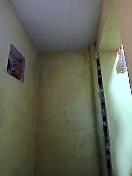 Snapshot of Pooja_cut chatting on March 11, 1:48 am Pooja cut online show from March 11, 1:48 am