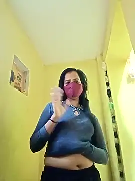 Snapshot of Pooja_cut chatting on March 12, 11:31 am Pooja cut online show from March 12, 11:31 am