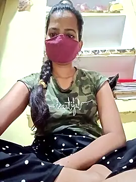 Snapshot of Pooja_cut chatting on October 26, 4:24 pm Pooja cut online show from October 26, 4:24 pm