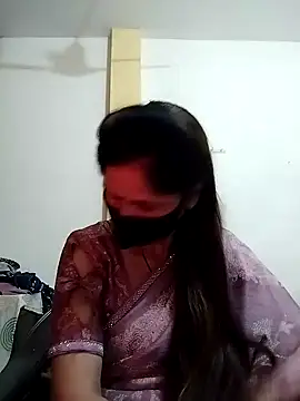 Snapshot of priyancyfun chatting on February 2, 11:51 am priyancyfun online show from February 2, 11:51 am