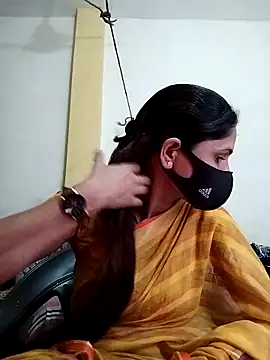 Snapshot of priyancyfun chatting on February 10, 7:47 am priyancyfun online show from February 10, 7:47 am