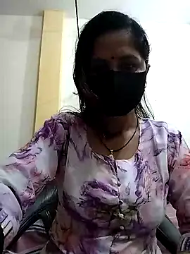 Snapshot of priyancyfun chatting on February 12, 1:19 am priyancyfun online show from February 12, 1:19 am