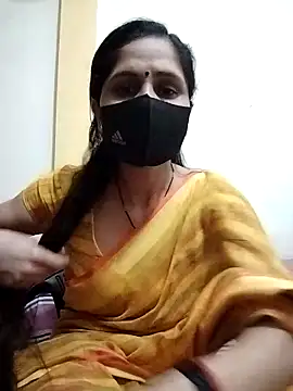 Snapshot of priyancyfun chatting on February 14, 6:23 am priyancyfun online show from February 14, 6:23 am