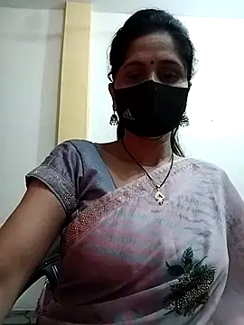 Snapshot of priyancyfun chatting on February 14, 5:14 pm priyancyfun online show from February 14, 5:14 pm