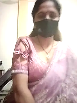 Snapshot of priyancyfun chatting on February 19, 11:49 am priyancyfun online show from February 19, 11:49 am