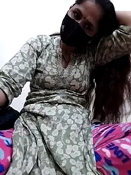 Snapshot of priyancyfun chatting on February 21, 12:28 pm priyancyfun online show from February 21, 12:28 pm