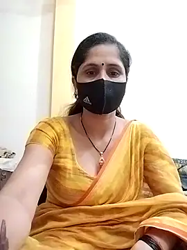 Snapshot of priyancyfun chatting on February 23, 6:56 pm priyancyfun online show from February 23, 6:56 pm