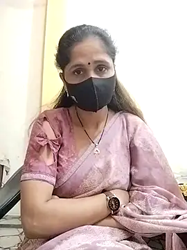 Snapshot of priyancyfun chatting on March 2, 4:32 pm priyancyfun online show from March 2, 4:32 pm