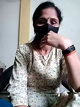 Snapshot of priyancyfun chatting on March 3, 5:31 am priyancyfun online show from March 3, 5:31 am