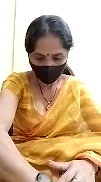 Snapshot of priyancyfun chatting on March 4, 5:53 am priyancyfun online show from March 4, 5:53 am