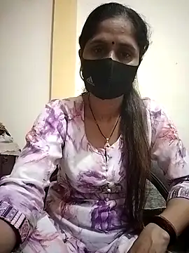 Snapshot of priyancyfun chatting on March 5, 2:01 pm priyancyfun online show from March 5, 2:01 pm