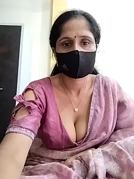 Snapshot of priyancyfun chatting on October 7, 4:42 am priyancyfun online show from October 7, 4:42 am