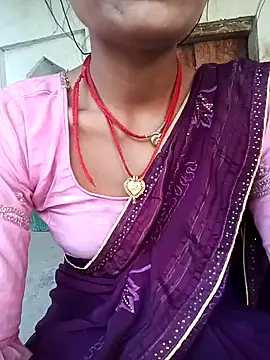 Snapshot of Amaya_Bajwa chatting on February 2, 11:19 am Amaya Bajwa online show from February 2, 11:19 am