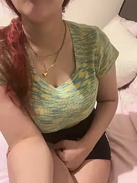Snapshot of Maya_mimi chatting on July 14, 8:30 am Maya mimi online show from July 14, 8:30 am