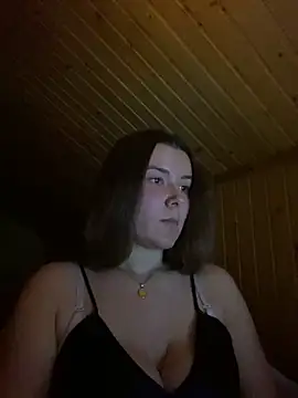 mewKate online show from March 8, 6:16 pm