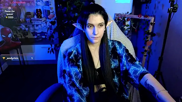 Snapshot of Hyeon_Jin chatting on February 17, 7:47 am Hyeon Jin online show from February 17, 7:47 am