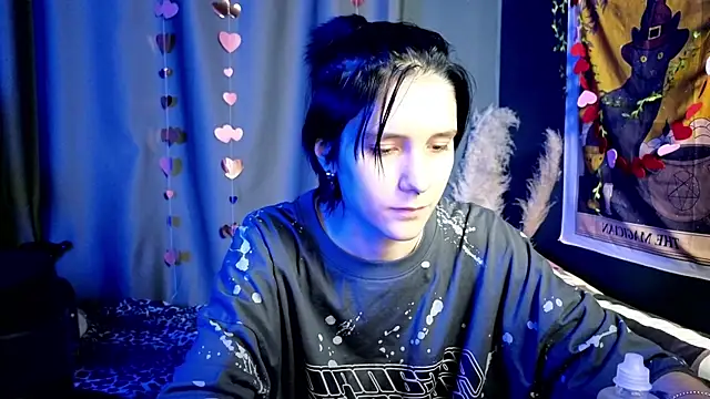 Snapshot of Hyeon_Jin chatting on February 20, 8:36 pm Hyeon Jin online show from February 20, 8:36 pm