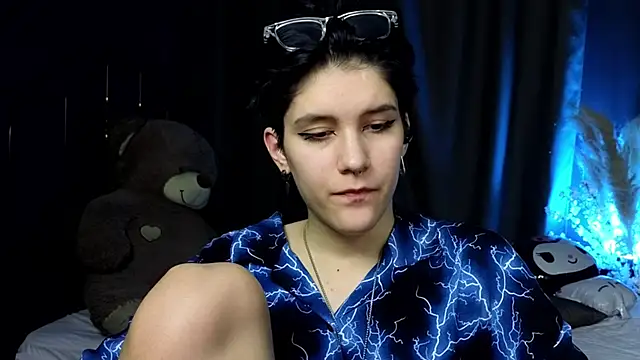 Snapshot of Hyeon_Jin chatting on March 13, 2:12 pm Hyeon Jin online show from March 13, 2:12 pm