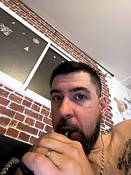 thefrenchkiss25 online show from March 9, 8:24 pm