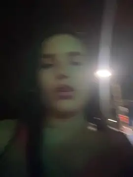 Snapshot of the_queen_of_street chatting on February 13, 4:08 am the queen of street online show from February 13, 4:08 am