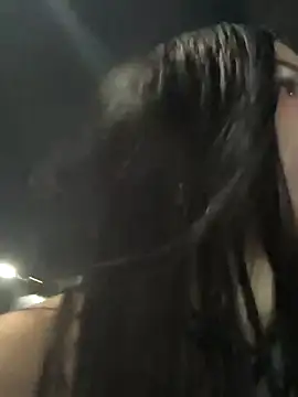 the queen of street online show from April 2, 3:15 am