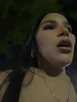 Snapshot of the_queen_of_street chatting on June 23, 12:19 am the queen of street online show from June 23, 12:19 am