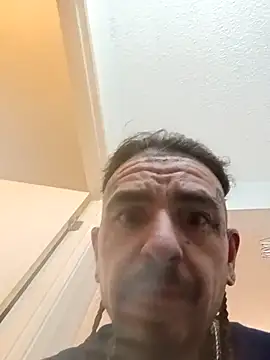 justthetip4209 online show from January 14, 6:30 am