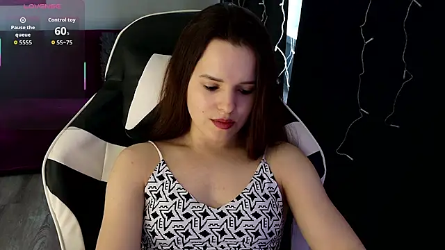 Harleen Moore online show from May 29, 5:16 am