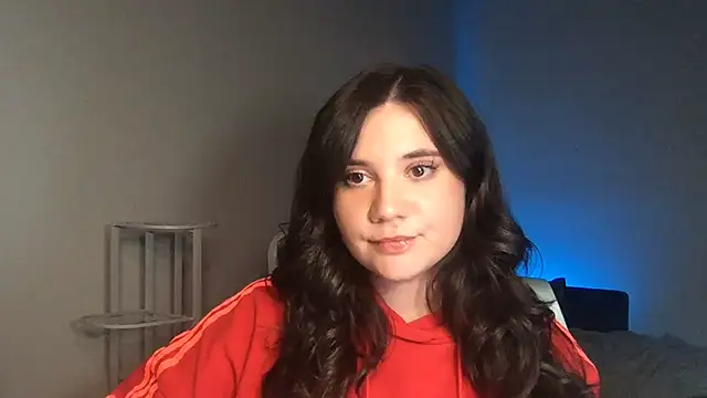 Snapshot of kylienotjenner chatting on March 16, 4:20 am kylienotjenner online show from March 16, 4:20 am