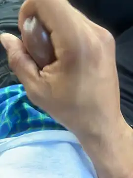 Snapshot of Blackzanpakuto chatting on February 28, 10:50 pm Blackzanpakuto online show from February 28, 10:50 pm