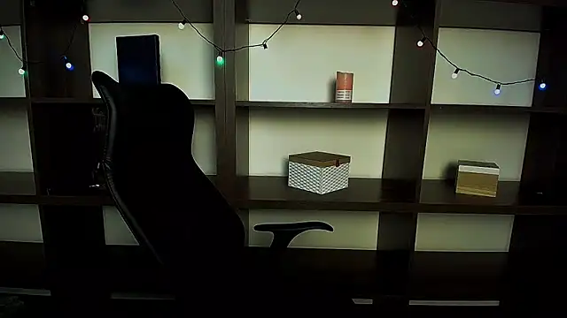 Snapshot of Lexi_Jous chatting on February 10, 12:50 pm Lexi Jous online show from February 10, 12:50 pm