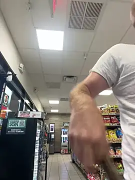 Snapshot of 32XRedBeard chatting on February 11, 12:27 pm 32XRedBeard online show from February 11, 12:27 pm